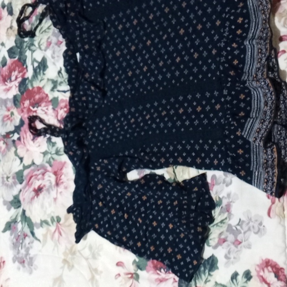 Summer blouse - Picture 2 of 4